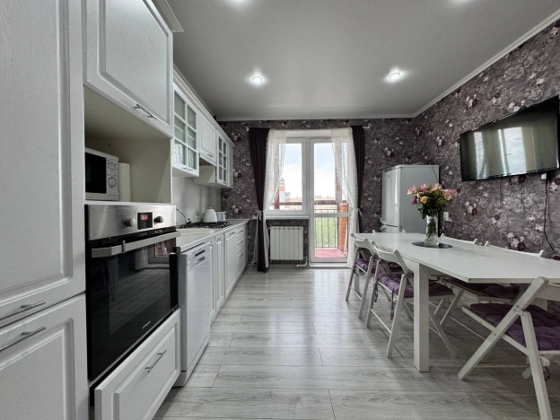 . Вариант № 44992, 5, площадь - 100 квм, цена 13690000 рублей