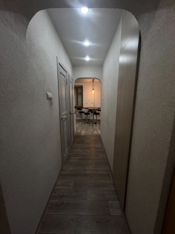 Купить трехкомнатную квартиру в Микрорайоне Лимончики, Ковров в Коврове. Вариант № 7251430, 6, площадь -  квм, цена 6000000 рублей