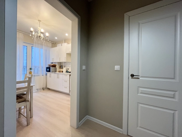 Купить однокомнатную квартиру в Калининградской области. Вариант № 10104484, 7, площадь -  квм, цена 7050000 рублей