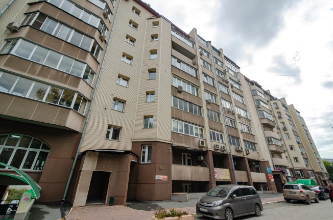 Купить четырехкомнатную квартиру в Новосибирской области. Вариант № 8041748, 20, площадь -  квм, цена 15500000 рублей