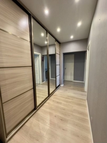 Купить трехкомнатную квартиру на улице проезд Алексея Афанасьева в Петрозаводске. Вариант № 9512, 4, площадь -  квм, цена 12950000 рублей