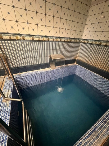 Купить дом на улице Везельская в Белгороде. Вариант № 9741470, 4, площадь -  квм, цена 13800000 рублей