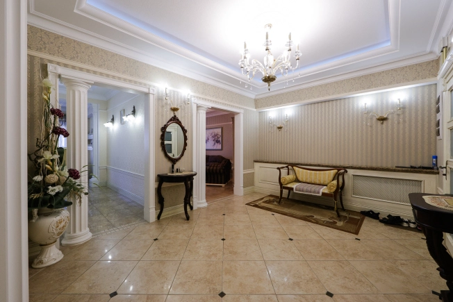 Купить трехкомнатную квартиру в районе Центральный в Калининграде. Вариант № 3707006, 19, площадь -  квм, цена 67000000 рублей