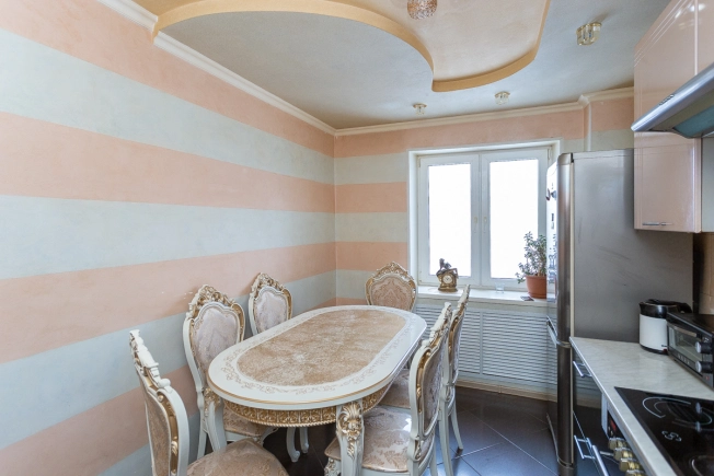 Купить трехкомнатную квартиру на вторичке в районе Фрунзенский в Владимире. Вариант № 10621, 13, площадь -  квм, цена 8700000 рублей