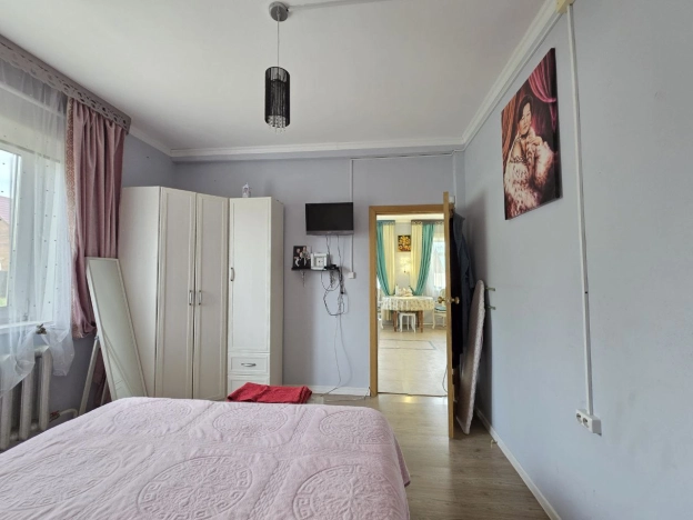 Купить дом в Иркутской области. Вариант № 1312971, 4, площадь -  квм, цена 6900000 рублей