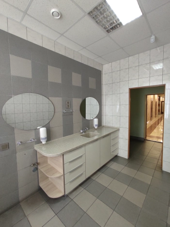 Снять коммерческую недвижимость в Омске. Вариант № 9927, 1, площадь -  квм, цена 750000 рублей