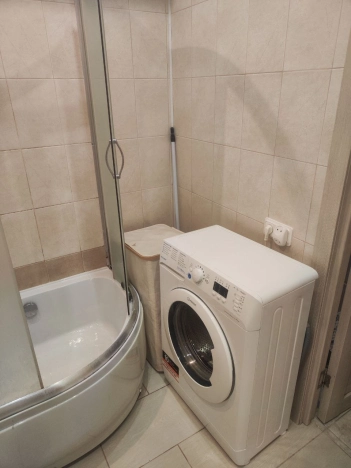 Купить однокомнатную квартиру в Ленинградской области. Вариант № 9640181, 7, площадь -  квм, цена 7300000 рублей