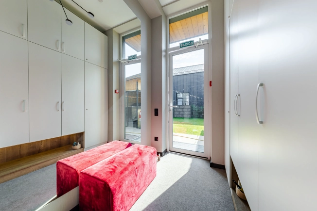 Купить дом в Санкт-Петербурге. Вариант № 19220, 9, площадь -  квм, цена 32850000 рублей