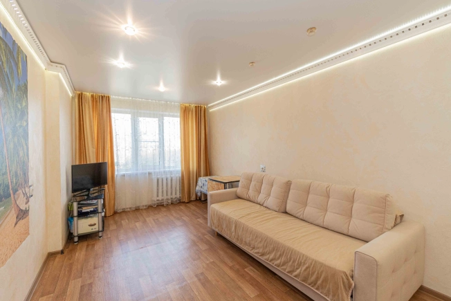 Купить квартиру на улице Жуковского в Владимире. Вариант № 6174819, 4, площадь -  квм, цена 6390000 рублей