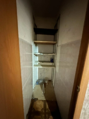 Купить трехкомнатную квартиру на вторичке в Микрорайоне 8-й, Элиста в Элисте. Вариант № 14355, 12, площадь -  квм, цена 4500000 рублей