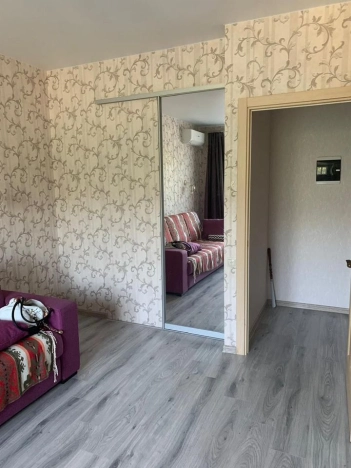 Купить однокомнатную квартиру на улице Шелепихинская набережная в Москве. Вариант № 10026824, 16, площадь -  квм, цена 7900000 рублей