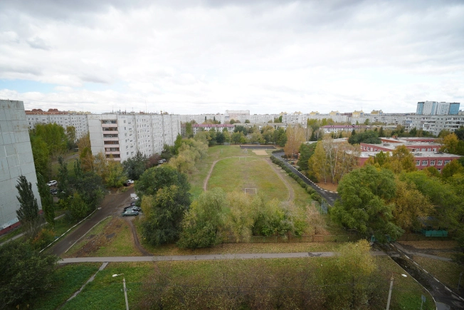 Купить двухкомнатную квартиру в Омске. Вариант № 6816396, 10, площадь -  квм, цена 6850000 рублей