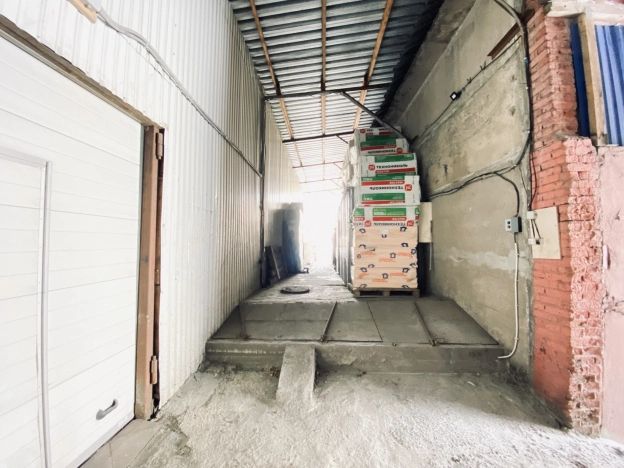 Снять склады на улице Большевистская в Новосибирске. Вариант № 5452631, 9, площадь -  квм, цена 90000 рублей