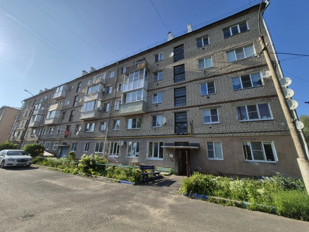 Купить двухкомнатную квартиру в Микрорайоне Ефимьево, Вязники в Вязниках. Вариант № 1031731, 4, площадь -  квм, цена 2100000 рублей