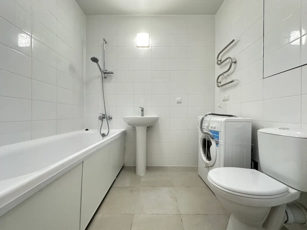 Купить квартиру в Москве. Вариант № 10022586, 8, площадь -  квм, цена 27800000 рублей