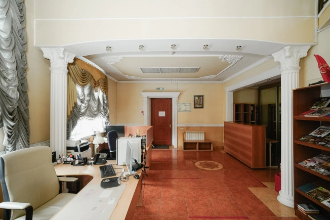 Купить дом в Омске. Вариант № 44414, 1, площадь -  квм, цена 26000000 рублей