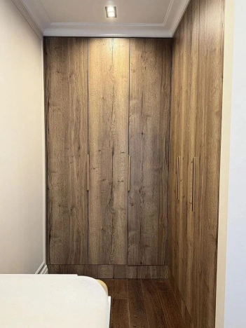 Купить четырехкомнатную квартиру в районе Московский в Санкт-Петербурге. Вариант № 27987, 33, площадь -  квм, цена 60000000 рублей