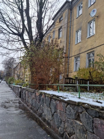 Купить двухкомнатную квартиру на вторичке в районе Центральный в Калининграде. Вариант № 4007, 9, площадь -  квм, цена 4500000 рублей