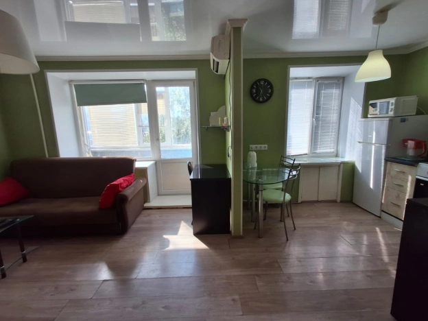 Снять квартиру в Тобольске. Вариант № 2751592, 3, площадь -  квм, цена 35000 рублей