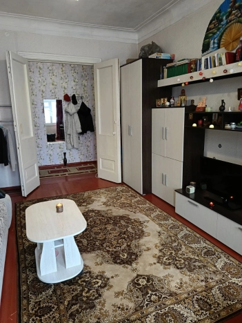 Купить двухкомнатную квартиру на улице Ангарская в Волгограде. Вариант № 26168, 1, площадь -  квм, цена 4000000 рублей