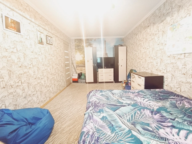 Купить квартиру в Вологодской области. Вариант № 435078, 4, площадь -  квм, цена 4500000 рублей