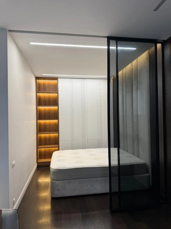 Купить квартиру в Москве. Вариант № 8890798, 7, площадь - квм, цена 36000000 рублей