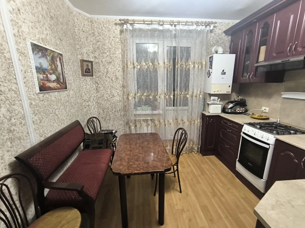 Купить квартиру на улице Есенина в Белгороде. Вариант № 51098, 24, площадь -  квм, цена 6300000 рублей