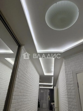 Купить трехкомнатную квартиру в Ростовской области. Вариант № 1795892, 14, площадь -  квм, цена 17200000 рублей