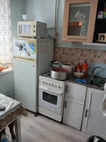 Купить двухкомнатную квартиру на улице переулок Николая Липового в Бийске. Вариант № 4000819, 6, площадь -  квм, цена 3950000 рублей