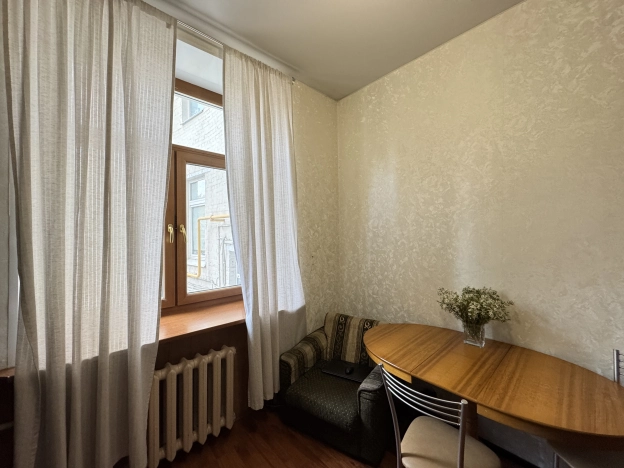 Купить квартиру в Москве. Вариант № 7592354, 17, площадь - квм, цена 44000000 рублей