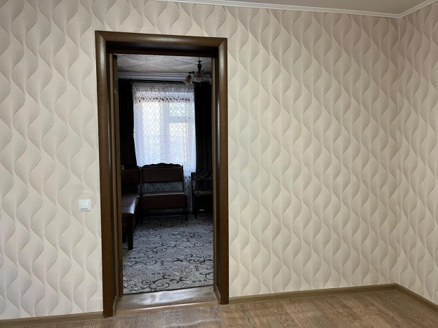 Купить трехкомнатную квартиру в районе Западный в Элисте. Вариант № 6391, 11, площадь -  квм, цена 4650000 рублей