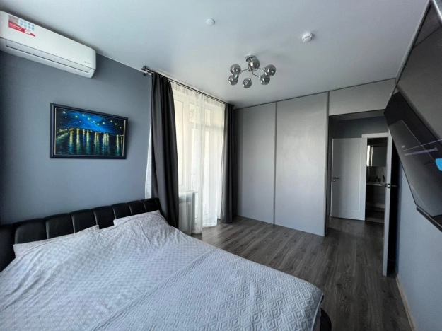 Купить трехкомнатную квартиру на вторичке на улице Корабельная в Москве. Вариант № 2552602, 13, площадь -  квм, цена 25900000 рублей