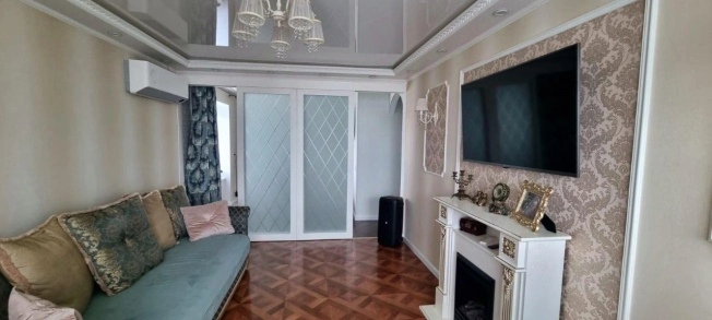 Купить квартиру у метро Яхромская в Москве. Вариант № 9566492, 6, площадь -  квм, цена 18300000 рублей