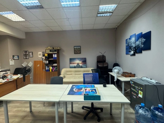 Купить офисы в Санкт-Петербурге. Вариант № 10105578, 9, площадь -  квм, цена 70000000 рублей