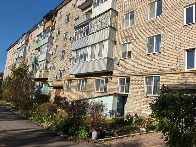 Купить трехкомнатную квартиру на улице 40 лет Победы в Нижегородской области. Вариант № 7701014, 12, площадь -  квм, цена 1700000 рублей