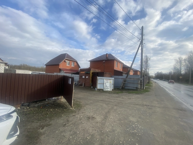 Купить земельный участок на улице 2-й проезд Добролюбова в Пензе. Вариант № 35701, 3, площадь -  квм, цена 7605040 рублей