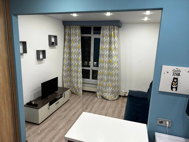 Снять квартиру в Кемерове. Вариант № 10458701, 5, площадь -  квм, цена 30000 рублей