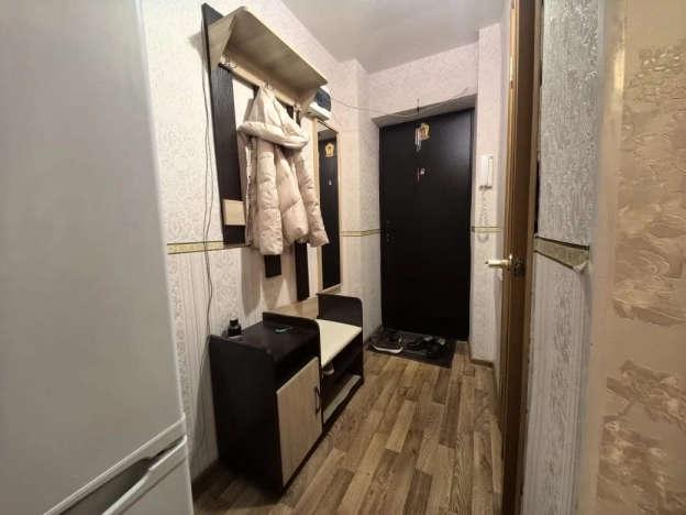 Купить трехкомнатную квартиру в Микрорайоне 8-й, Элиста в Элисте. Вариант № 8995515, 14, площадь -  квм, цена 5400000 рублей