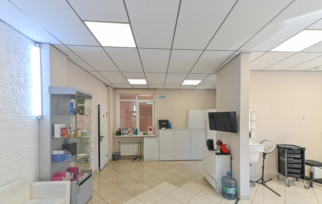 Купить коммерческую недвижимость свободного назначения в Ростове-на-Дону. Вариант № 1207127, 10, площадь -  квм, цена 28000000 рублей