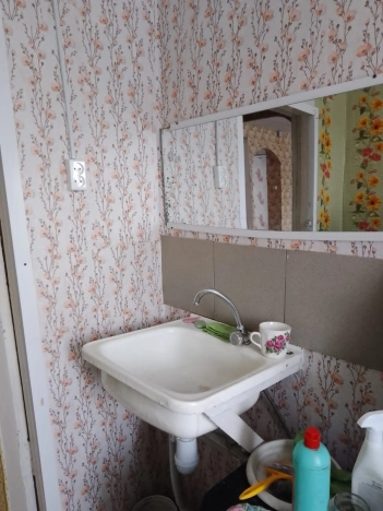 Купить дом на улице Зелёная в Алтайском крае. Вариант № 32693, 8, площадь - квм, цена 2550000 рублей