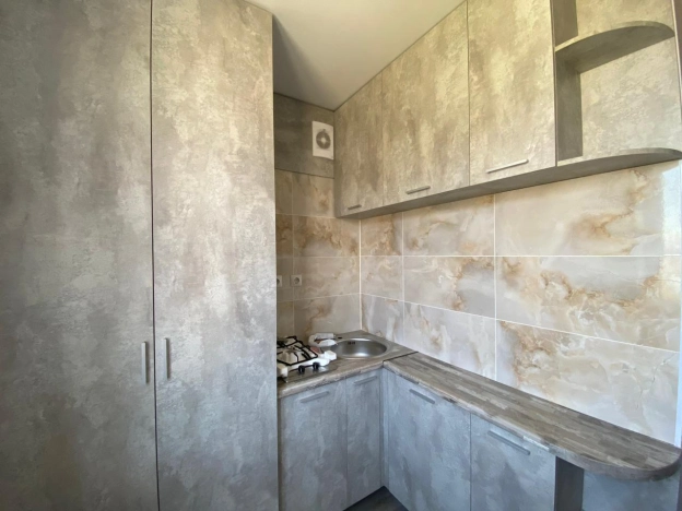 Купить однокомнатную квартиру на улице Химина в Волгограде. Вариант № 61329, 6, площадь -  квм, цена 3300000 рублей