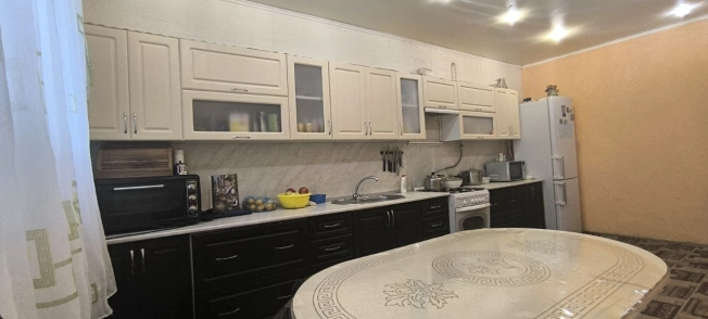 Купить дом в Белгородской области. Вариант № 9317923, 6, площадь -  квм, цена 8100000 рублей