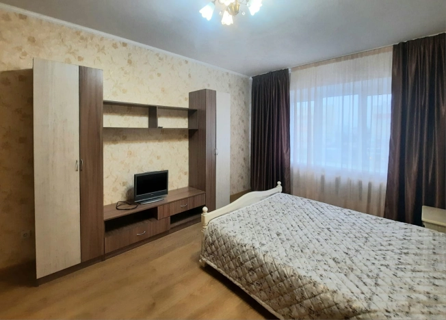 Снять квартиру в Брянской области. Вариант № 9832441, 4, площадь - квм, цена 23000 рублей