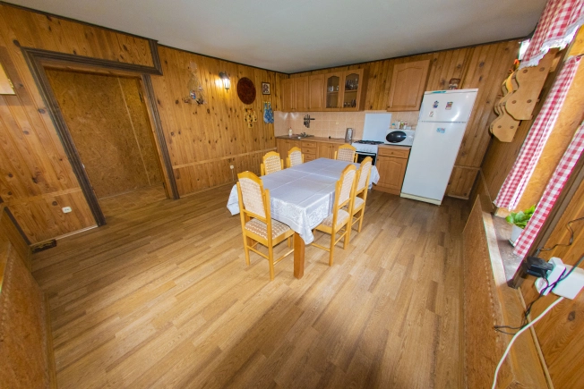 Купить дом на улице Комсомольская в Ивановской области. Вариант № 7529563, 17, площадь -  квм, цена 45000000 рублей