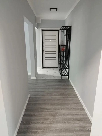 Купить трехкомнатную квартиру в Ростовской области. Вариант № 6227820, 6, площадь -  квм, цена 8349999 рублей