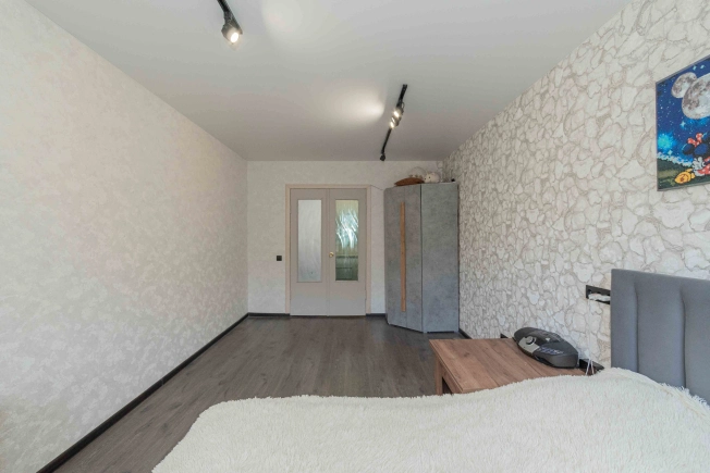 Купить квартиру на улице Жуковского в Владимире. Вариант № 3353523, 5, площадь -  квм, цена 6500000 рублей