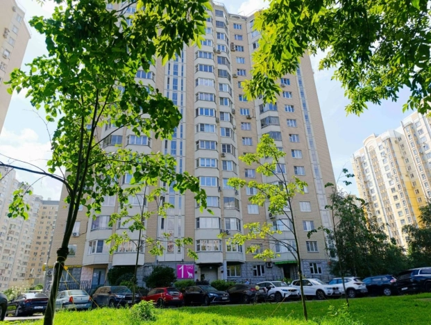 Купить квартиру в Москве. Вариант № 3023802, 16, площадь -  квм, цена 18000000.0000 рублей