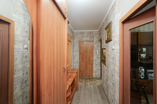 Купить квартиру в Омске. Вариант № 37164, 18, площадь -  квм, цена 6300000 рублей