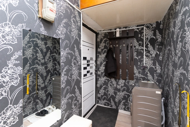 Купить квартиру на улице Почаевская в Владимире. Вариант № 9384962, 9, площадь -  квм, цена 3450000 рублей