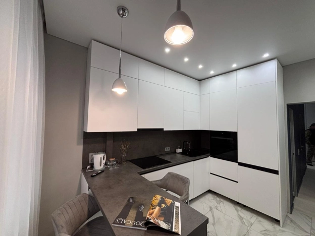 Снять квартиру в Республике Татарстан (татарстан). Вариант № 10319412, 9, площадь -  квм, цена 100000 рублей